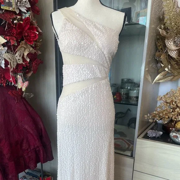 Adrianna Papell | Dresses | Nwotadrianna Papell Grecian Goddess One Shoulder Fully Sequined Gown | Poshmark Adrianna Papell | Dresses | Nwotadrianna Papell Grecian Goddess One Shoulder Fully Sequined Gown | Poshmark